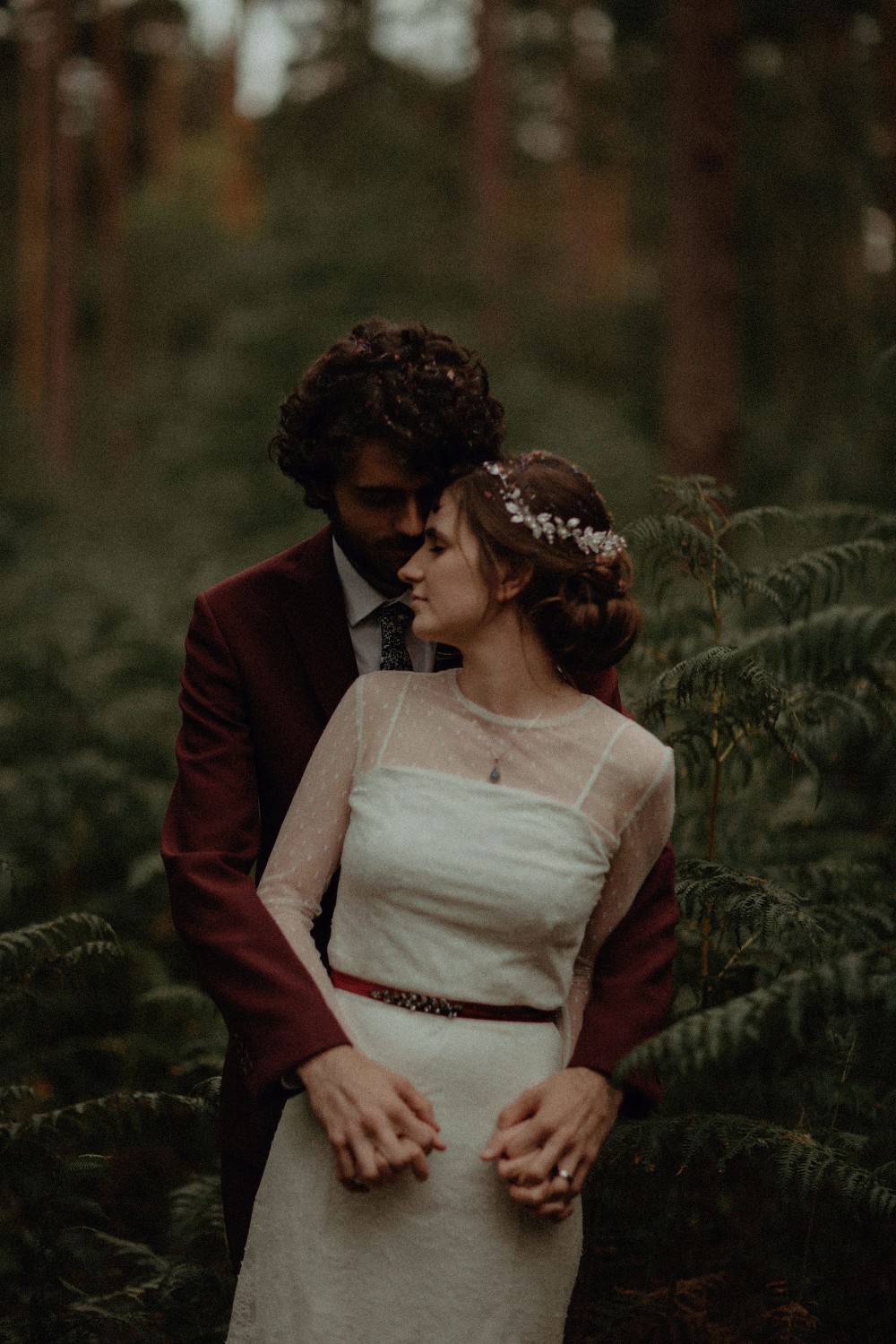 Autumn Dark Red Wedding Belle Art Photography