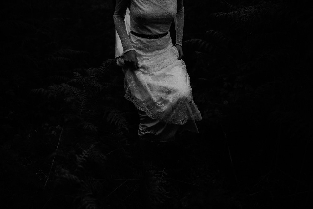 Autumn Dark Red Wedding Belle Art Photography