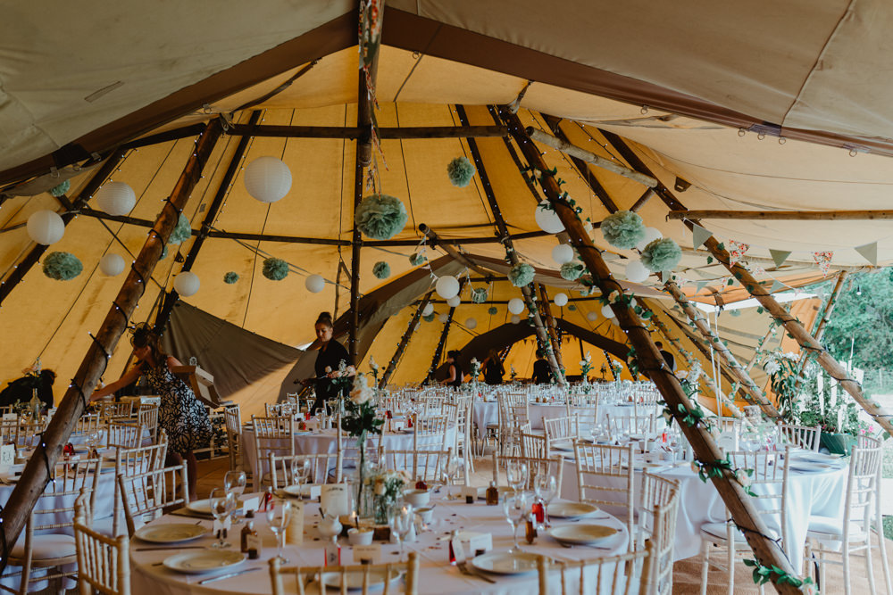Tipi Paper Pom Poms Bunting Hobbit Hill Wedding Stevie Jay Photography