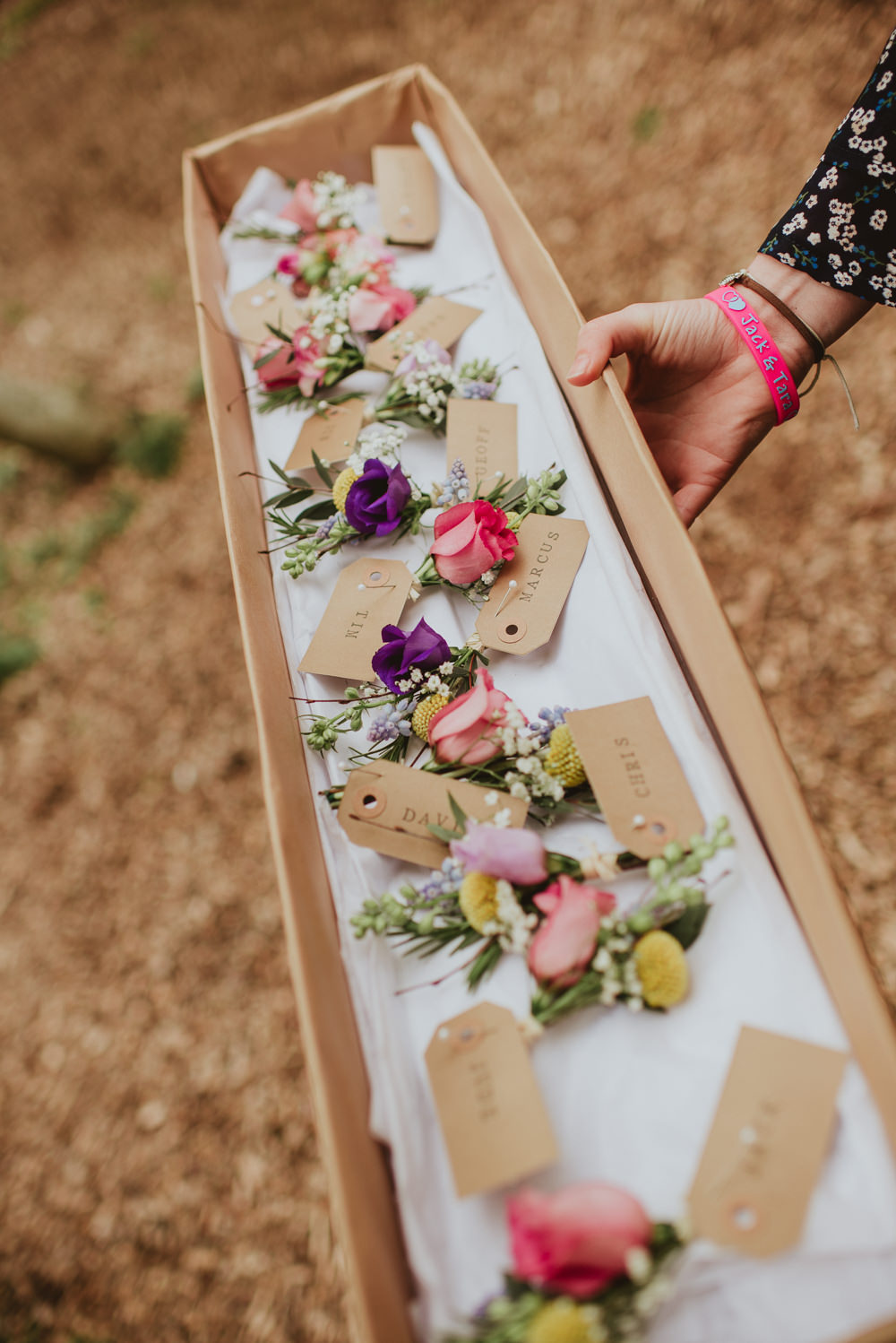 Buttonholes Lugagge Tags Rose Flowers Plush Tents Glamping Wedding Big Bouquet Photography