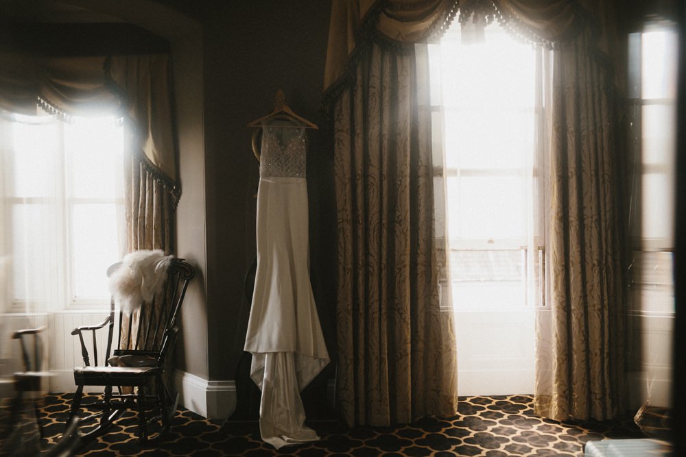 Never Scrimp Your Wedding Save Budget Advice