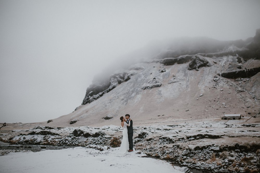 Never Scrimp Your Wedding Save Budget Advice