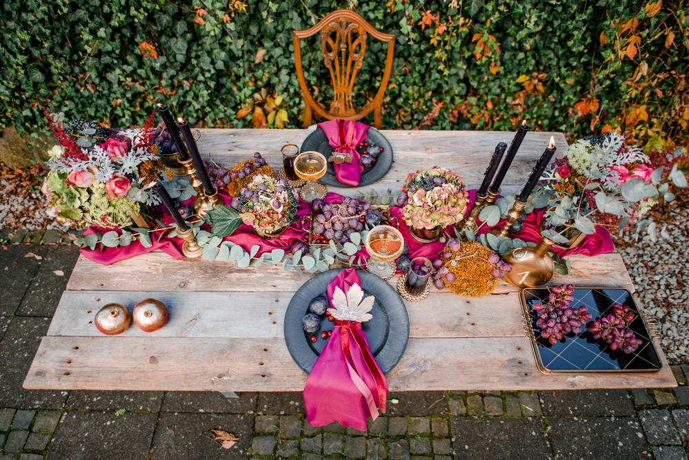 Table Tablescape Decor Decoration Fruit Flowers Candles Autumn Autumnal Fairytale Wedding Ideas Miriam Peuser Photography