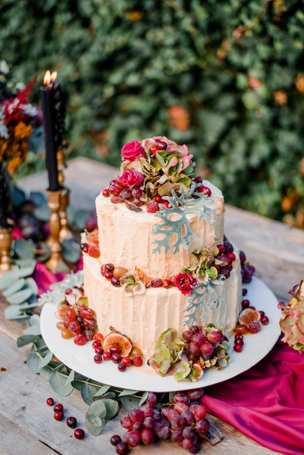Cake Butttercream Fruit Flowers Autumnal Fairytale Wedding Ideas Miriam Peuser Photography