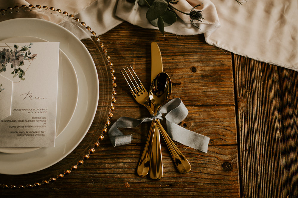 Place Setting Plates Gold Cutlery Stationery Menu Blue Rich Romantic Wedding Ideas Daze of Glory Photography Catherine Spiller Photography
