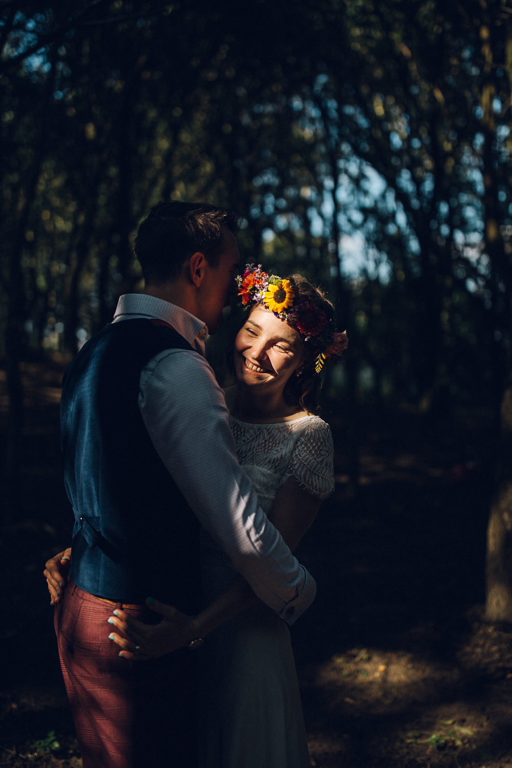 Bright Camp Festival Wedding Chloe Lee Photography