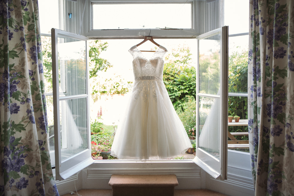 Middle Coombe Farm Wedding Emma Stoner Photo