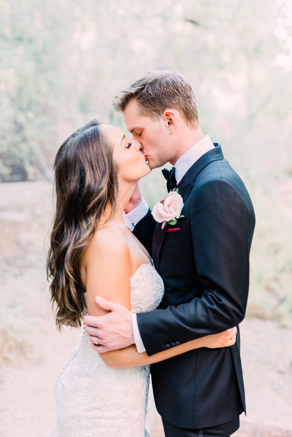 Romantic Soft Elopement Wedding Las Vegas Kristen Joy Photography