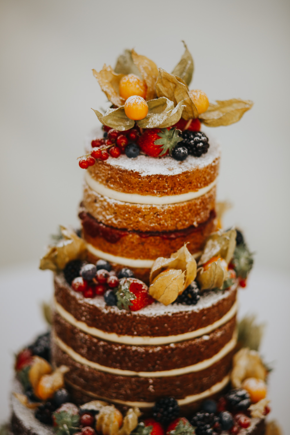 Naked Cake Sponge Layer Fruits Icing Shiningford Manor Wedding Magda K Photography