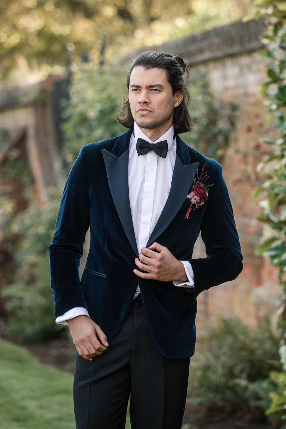 Groom Suit Velvet Jacket Bow Tie Winter Luxe Wedding Ideas Becky Harley Photography