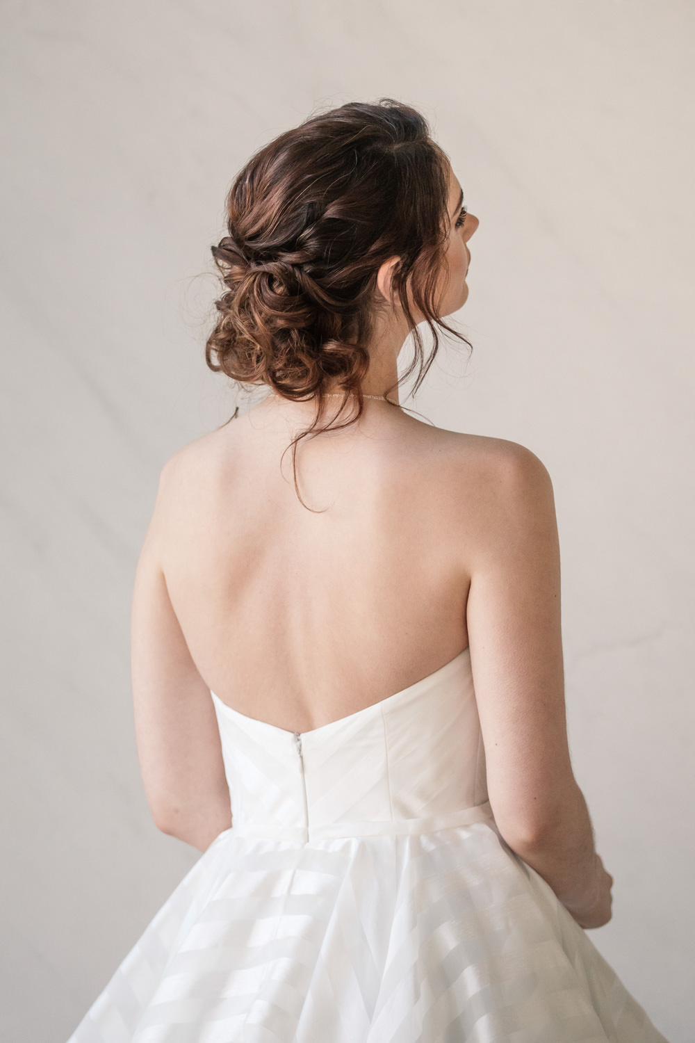Hair Style Up Do Bride Bridal Winter Luxe Wedding Ideas Becky Harley Photography