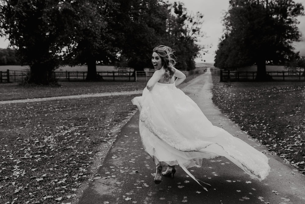 Bride Bridal Dress Gown Strapless Sweetheart Lace Barford Park Barn Wedding Faye Green Photography