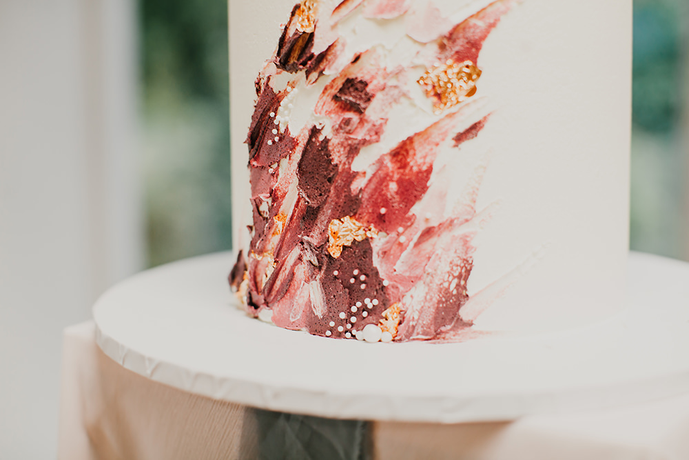 Cake Brush Strokes Red Gold Burgundy Bohemian Music Folk Wedding Ideas Gail Secker Photography