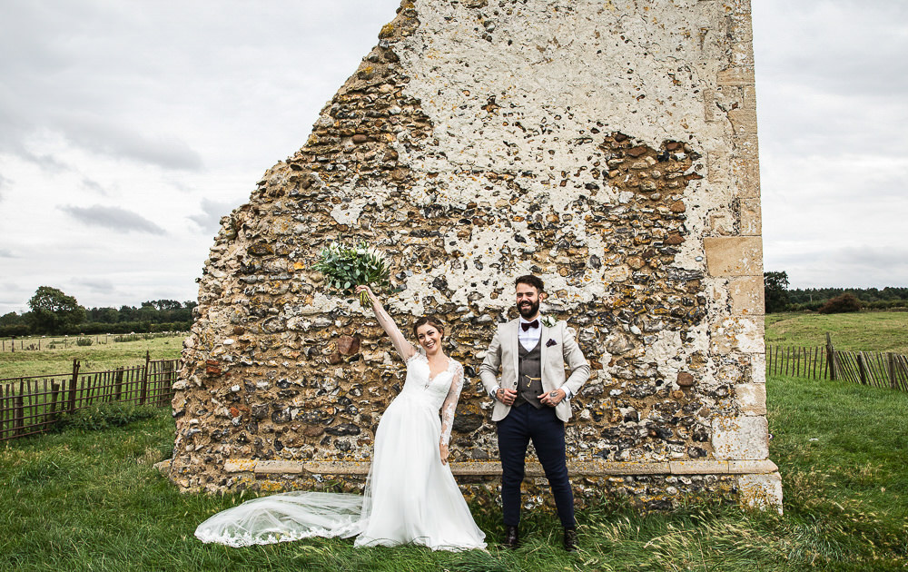 Rustic Botanical Barn Wedding Lorna Newman Photography