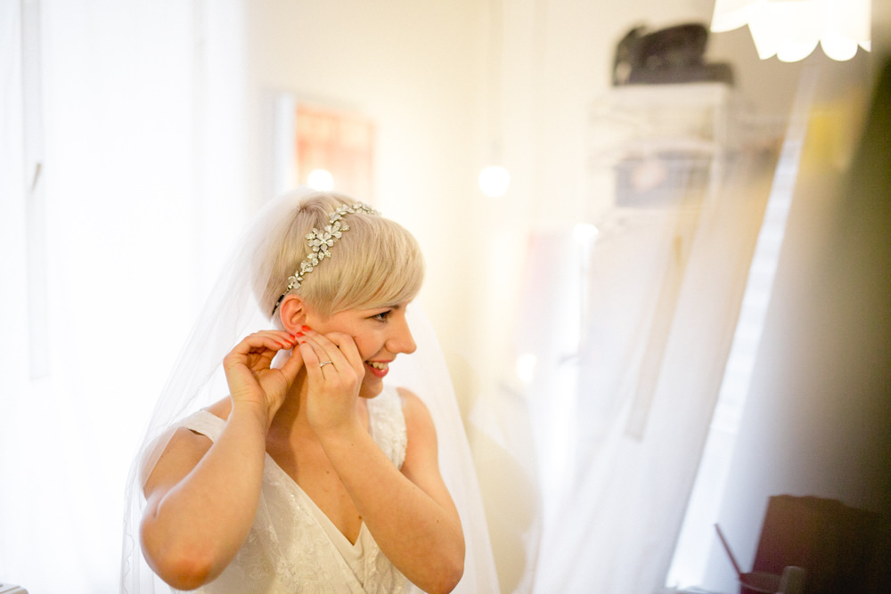 Bride Bridal V Neck Belt Veil Floral Head Band Blue Victoria Baths Wedding Mark Newton Weddings