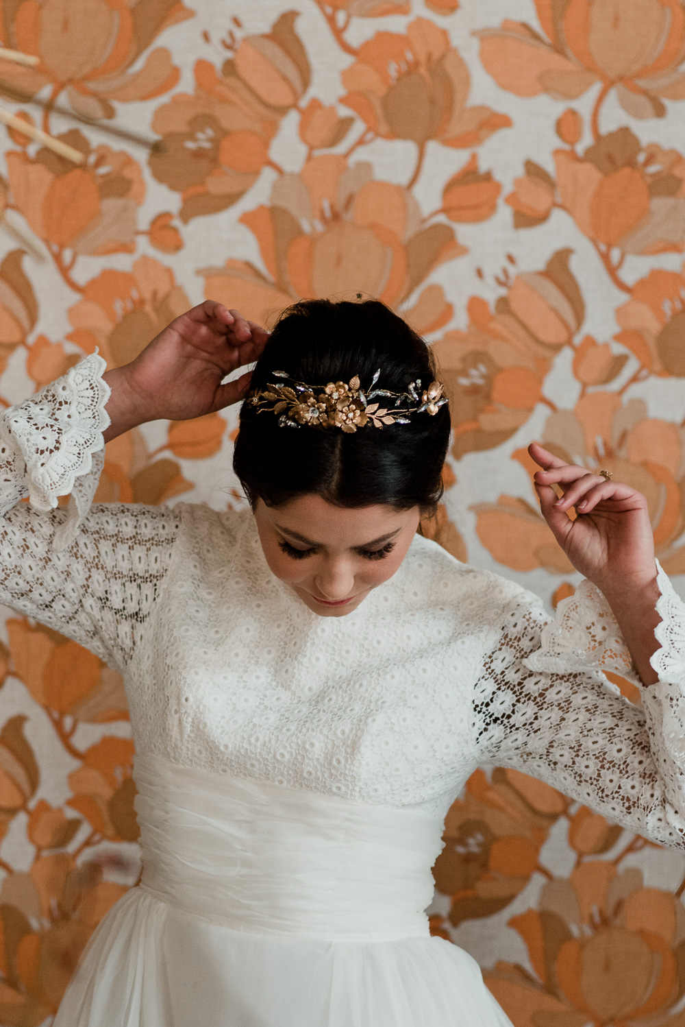 Bride Bridal Hair Accessory Vine Headpiece Gold 1970 Retro Mid Century Wedding Ideas Laura Martha Photography