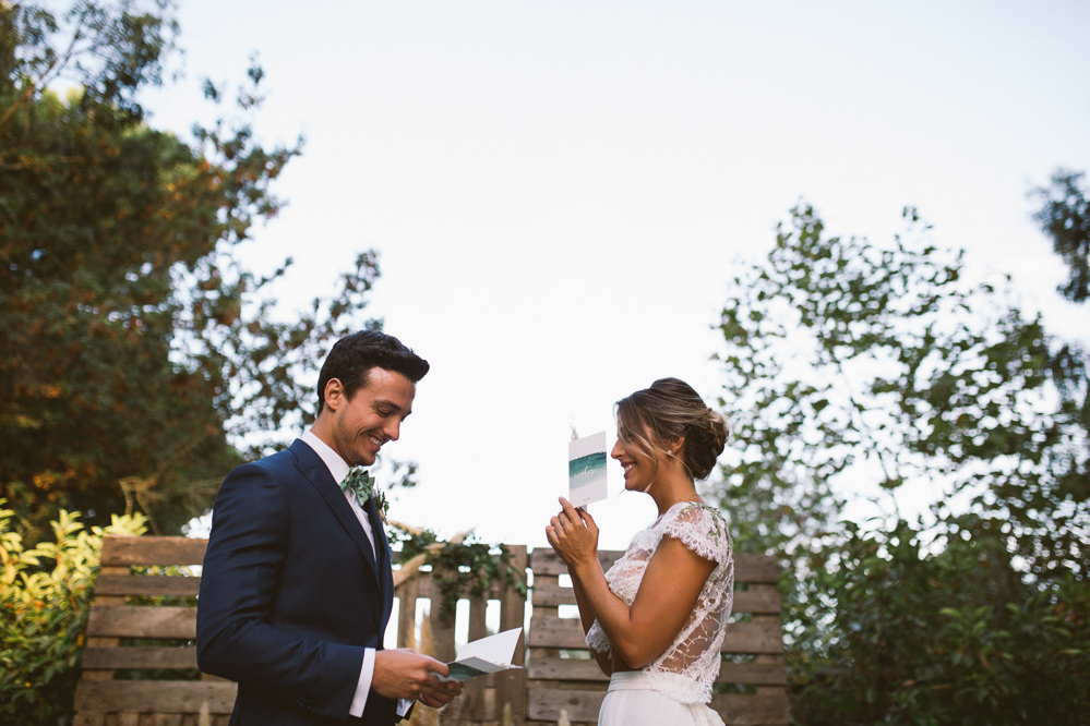 Botanical Dark Green Velvet Pampas Grass Wedding Ideas Bárbara Araújo Photography