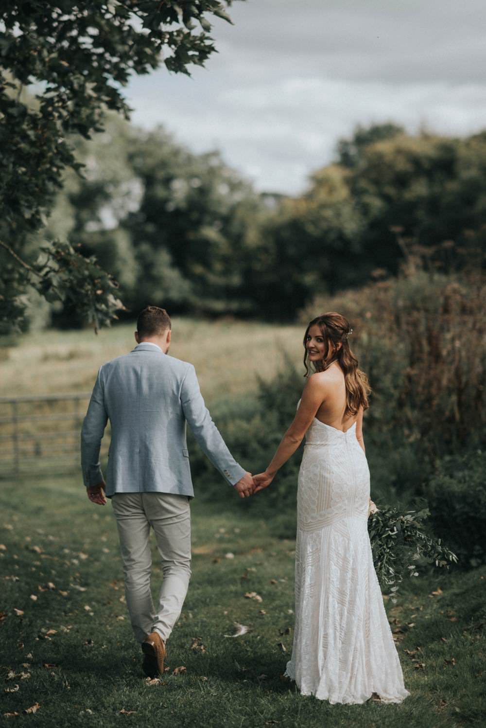 Watters Wtoo Betty Dress Gown Bride Bridal Strapless Sweetheart Fit Flare Eucalyptus Boho Greenery Barn Wedding Kerry Diamond Photography