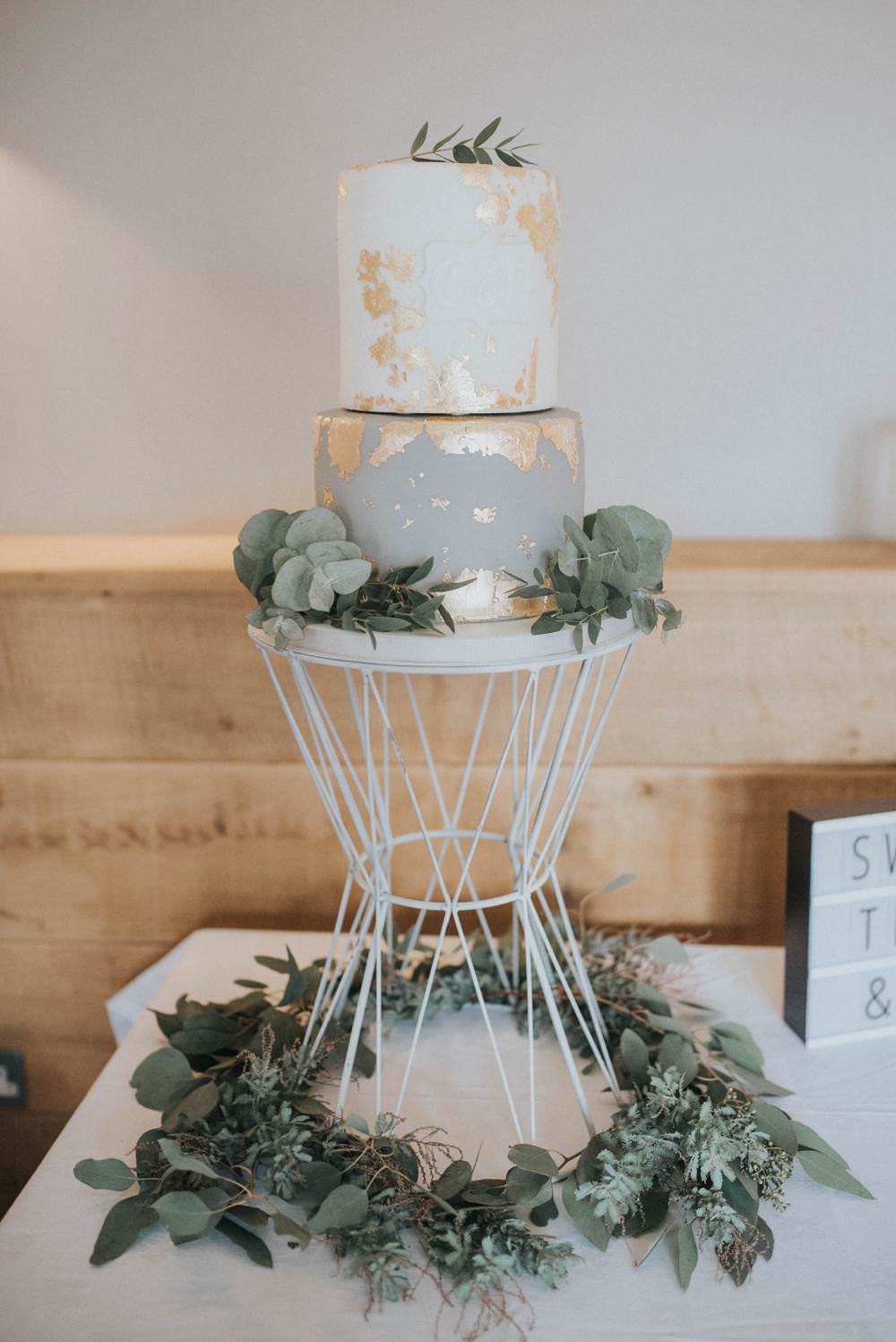 Cake Grey Gold Foliage Wire Stand Modern Geometric Eucalyptus Boho Greenery Barn Wedding Kerry Diamond Photography
