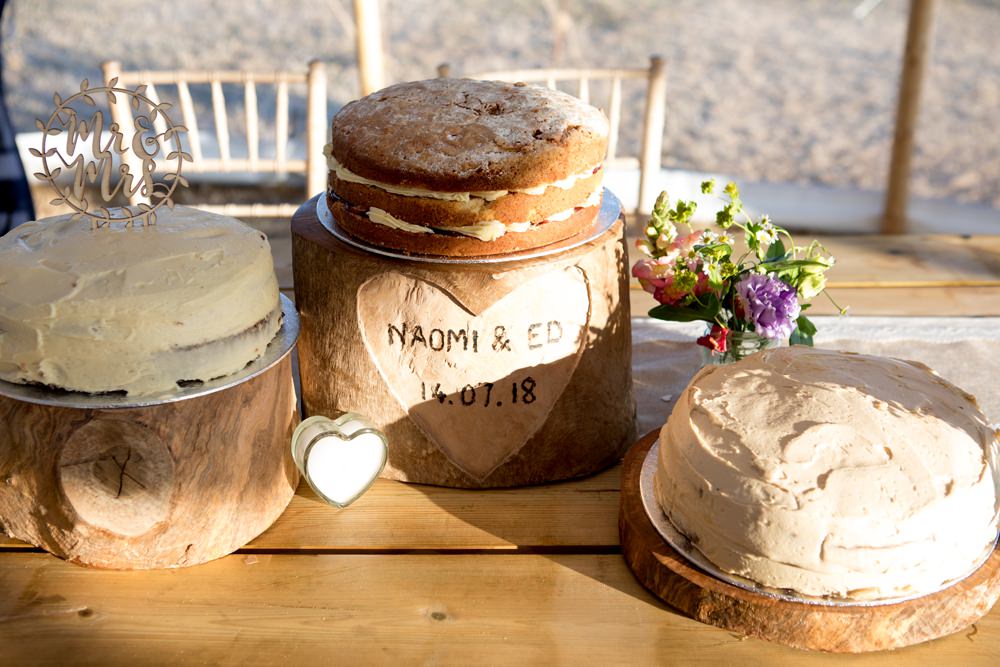 Cake Table Wood Slice Log Meon Bye Farm Wedding Jessica Hayman Photography
