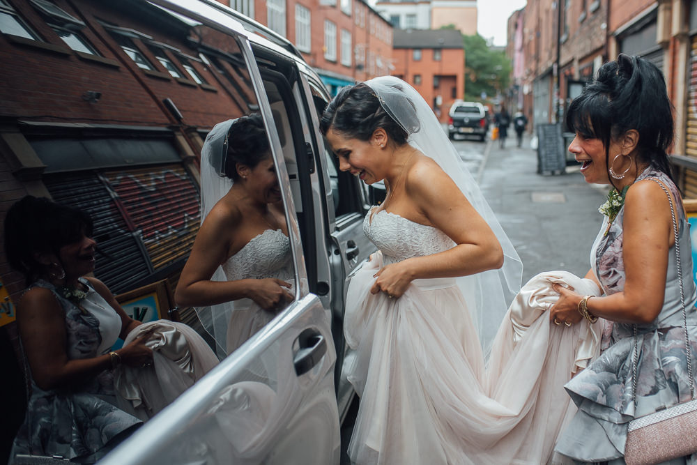 Dress Gown Bride Bridal Strapless Sweetheart Martina Liana Skirt Top Veil Fivefourstudios Wedding Ellie Grace Photography