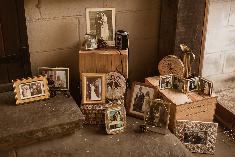 Family Photo Photographs Table Gate Street Barn Wedding The Springles
