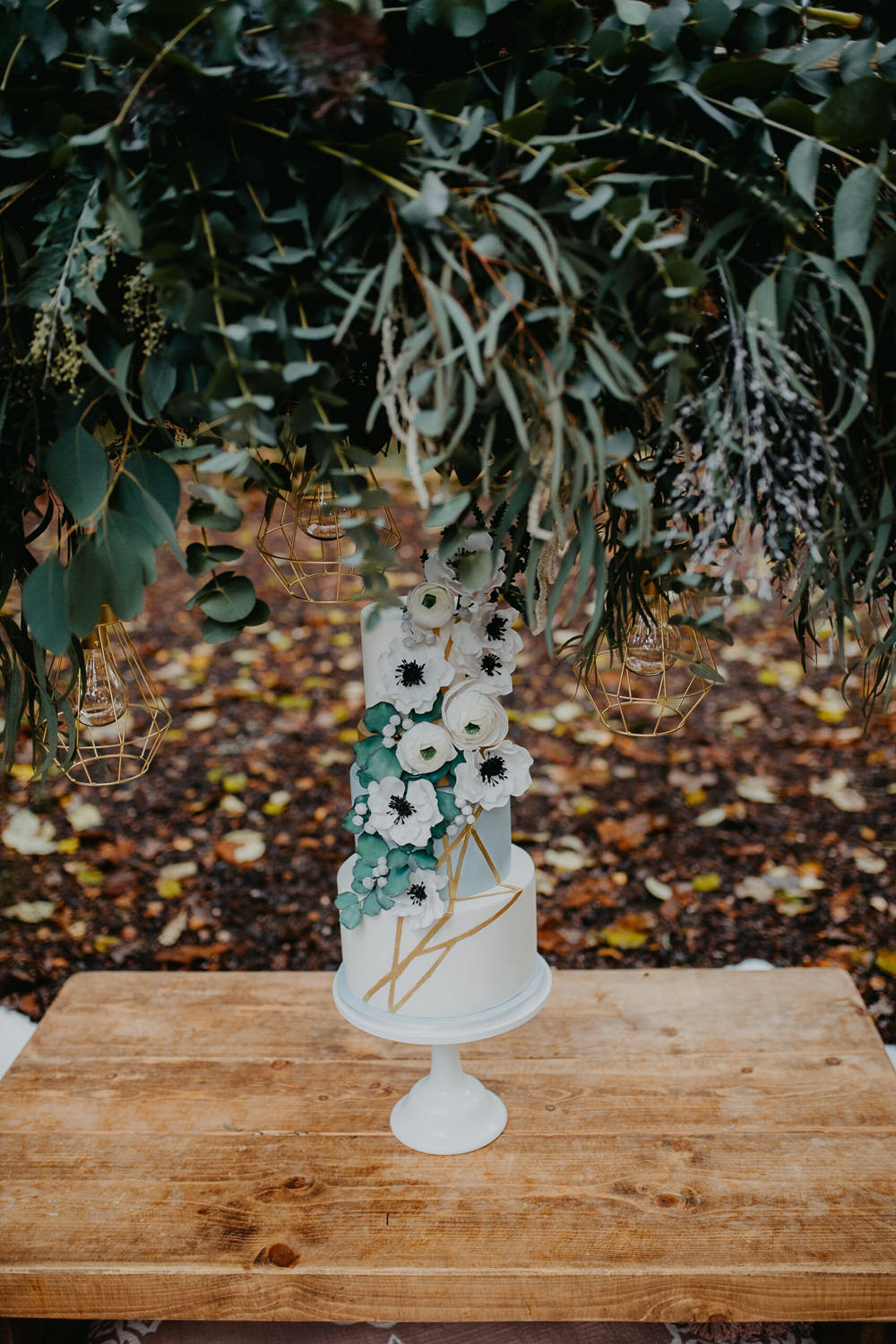 Cake Table Flowers Floral Copper Gold Outdoor Woodland Wedding Ideas Geometric Meraki Wedding Photography