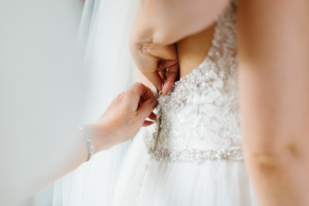Garden Ceremony Wedding Melissa Beattie Photography