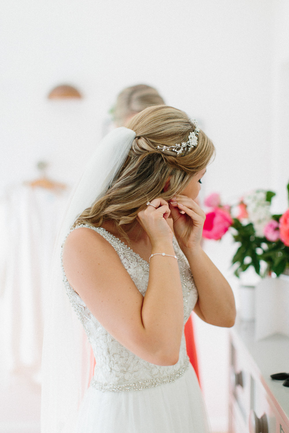 Garden Ceremony Wedding Melissa Beattie Photography