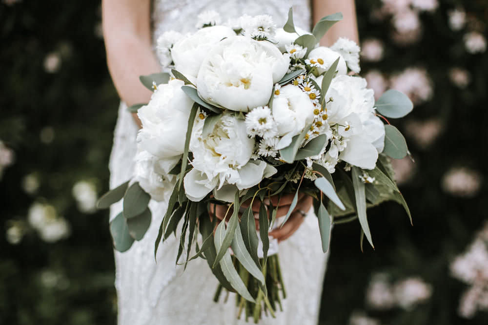 White Peony Bride Bridal Bouquet Daisy Portugal Destination Wedding Ana Parker Photography
