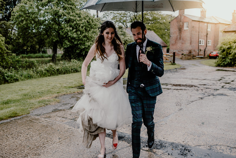 Rustic Barn Wedding Louise Griffin Photography