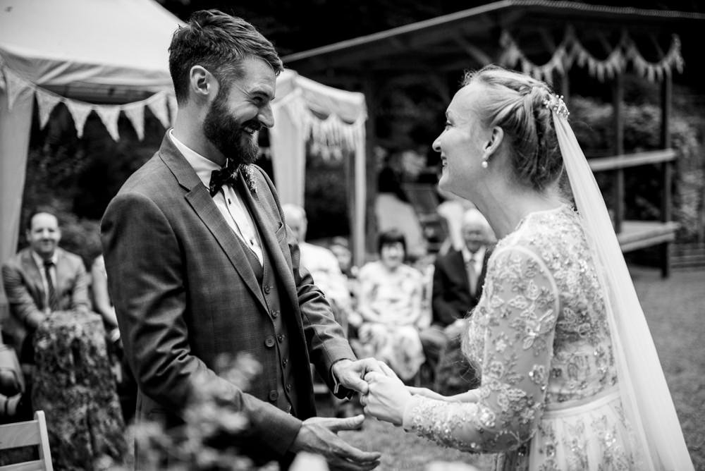 Cotswolds Garden Wedding Jonny Barratt Photography
