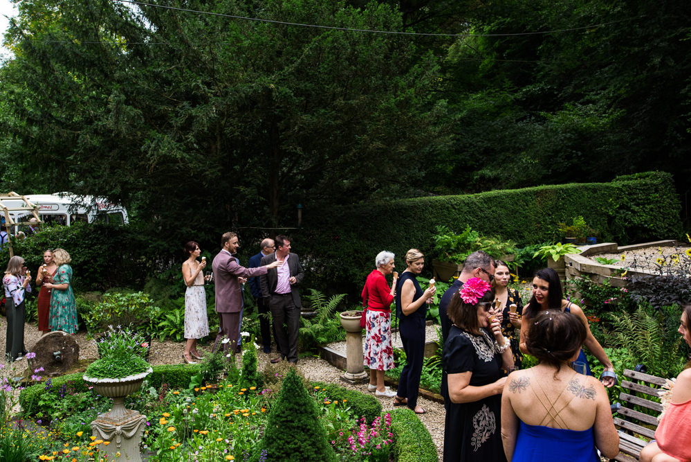 Cotswolds Garden Wedding Jonny Barratt Photography