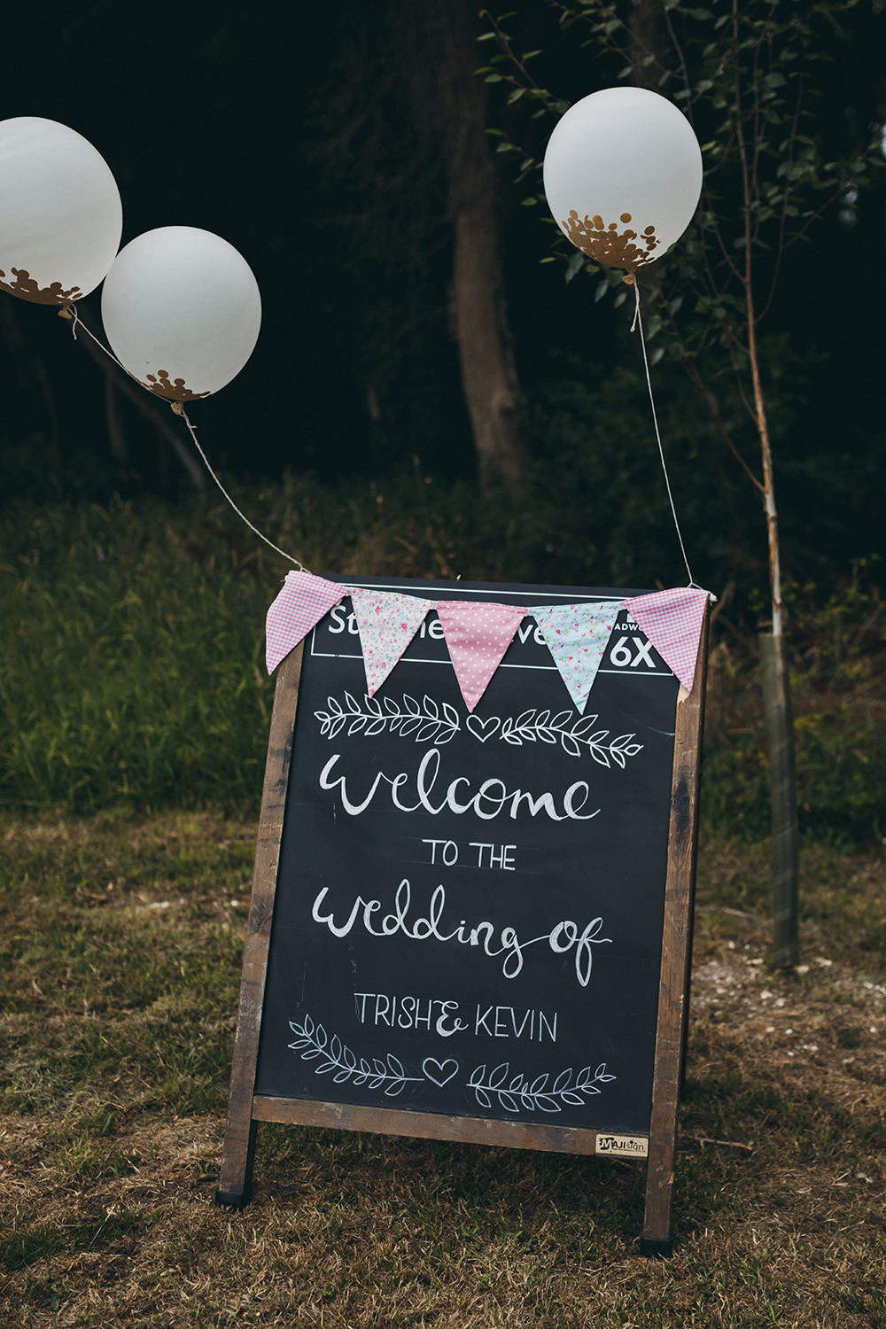 Chalk Board Welcome Sign Calligraphy Bunting Balloons Kingsettle Stud Wedding Mark Tattersall Photography