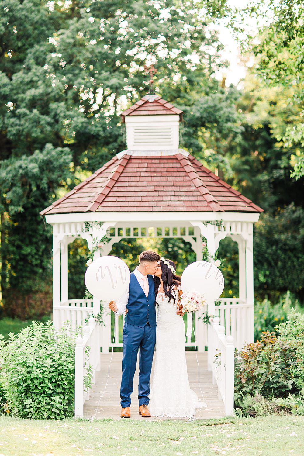 Mr Mrs Balloons Giant Sheene Mill Wedding Terri & Lori Photography and Film Studio