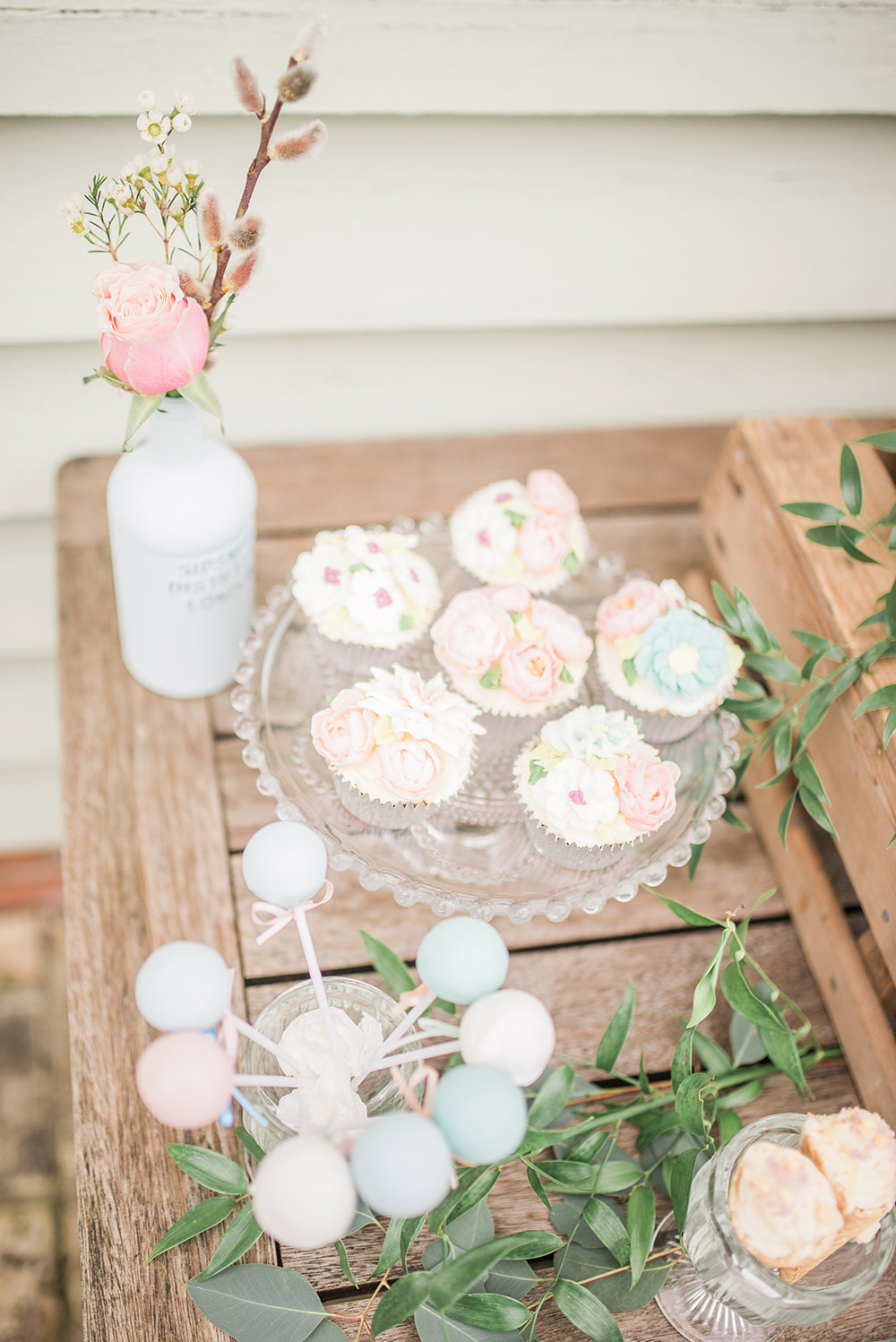 Cake Pops Springtime Bridal Shower Ideas Hen Party Laura Jane Photography