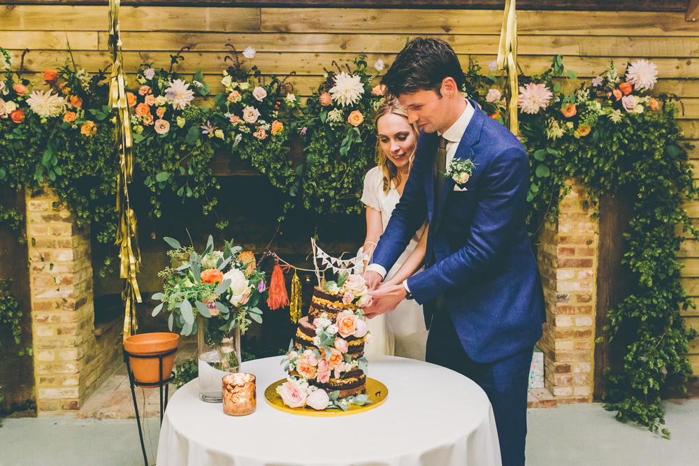 High Billinghurst Farm Wedding Larissa Joice Photography