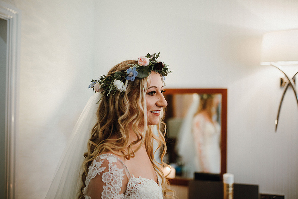 Bride Bridal Loose Waves Flower Crown Veil Inn on the Lake Wedding Leah Lombardi Weddings