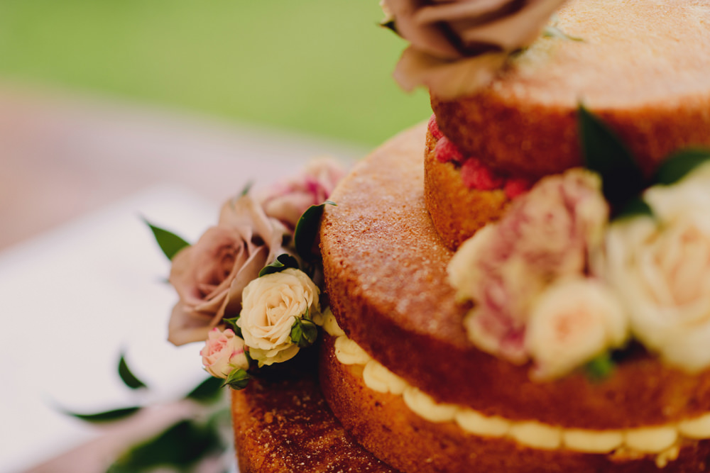 Naked Cake Victoria Sponge Layer Flowers Romantic Elegant Wedding MIKI Studios