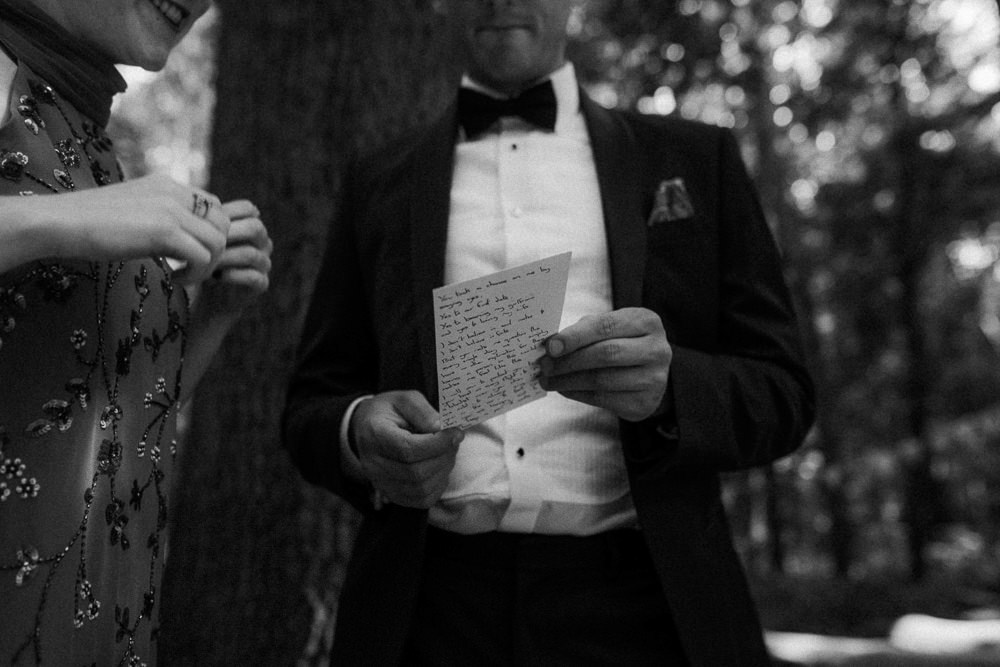 Captains Wood Barn Wedding Megan Elle Photography
