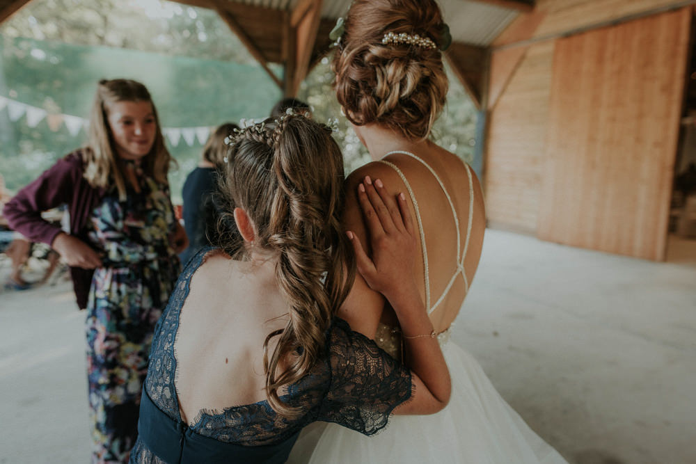 Captains Wood Barn Wedding Megan Elle Photography