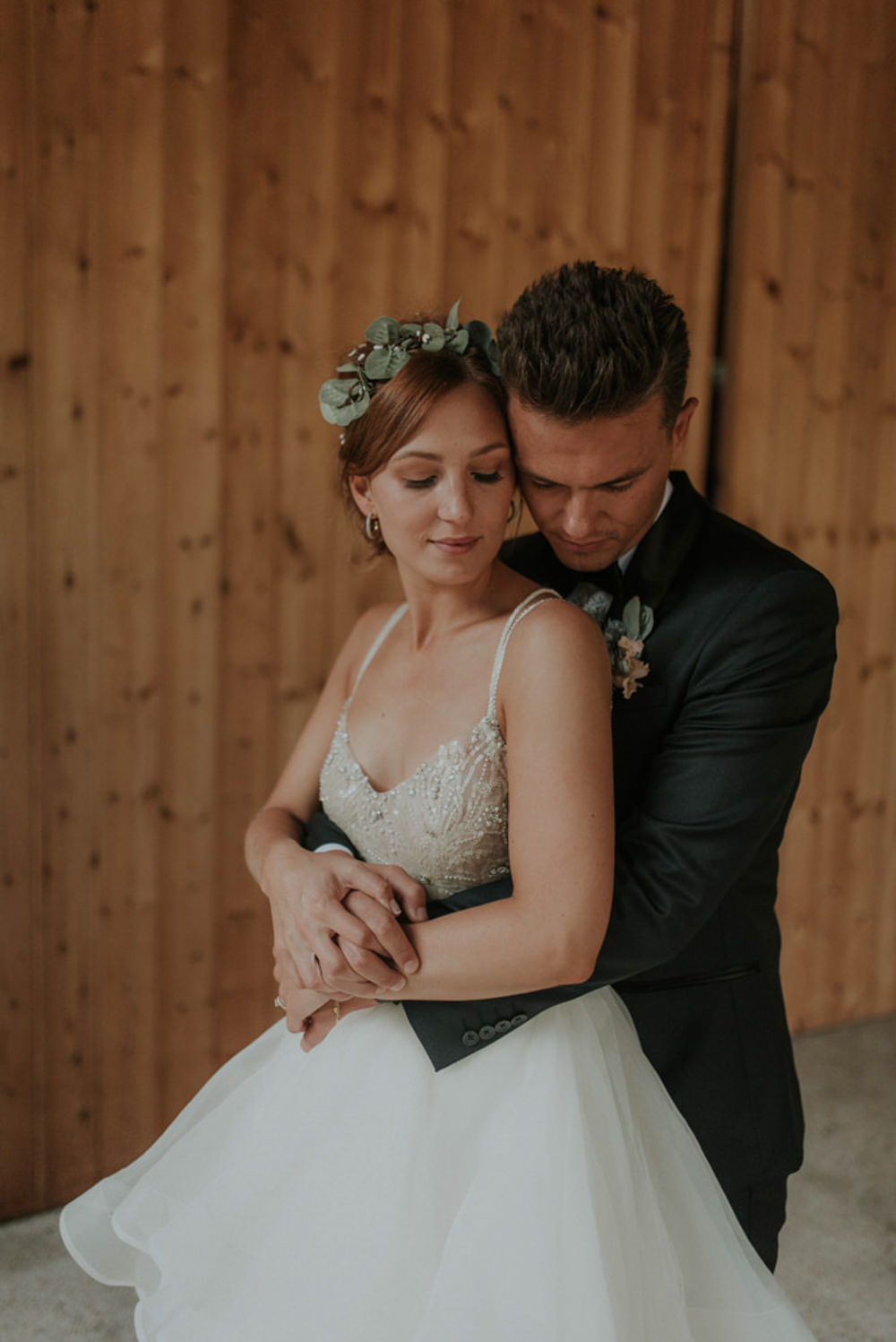 Captains Wood Barn Wedding Megan Elle Photography