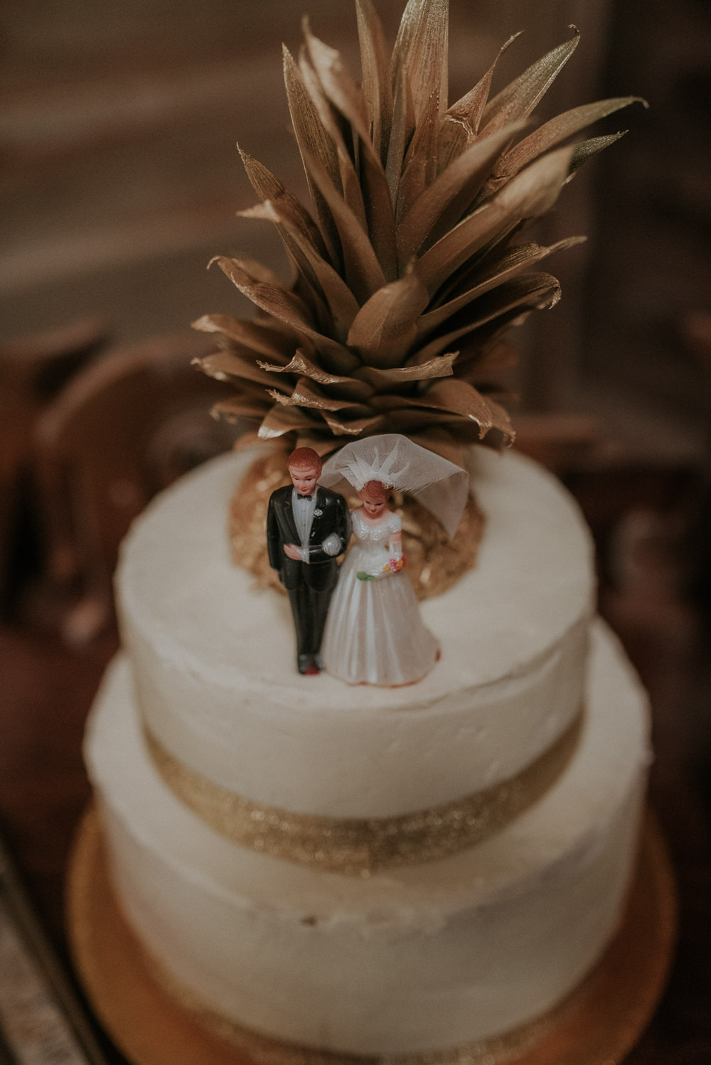 Pineapple Cake Bride Groom Topper Gold Captains Wood Barn Wedding Megan Elle Photography