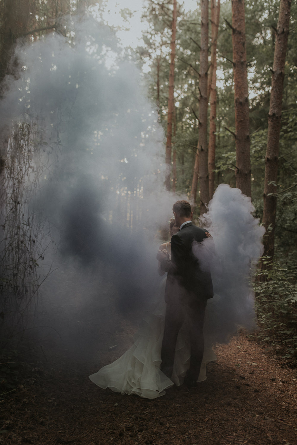 Captains Wood Barn Wedding Megan Elle Photography Smoke Bomb