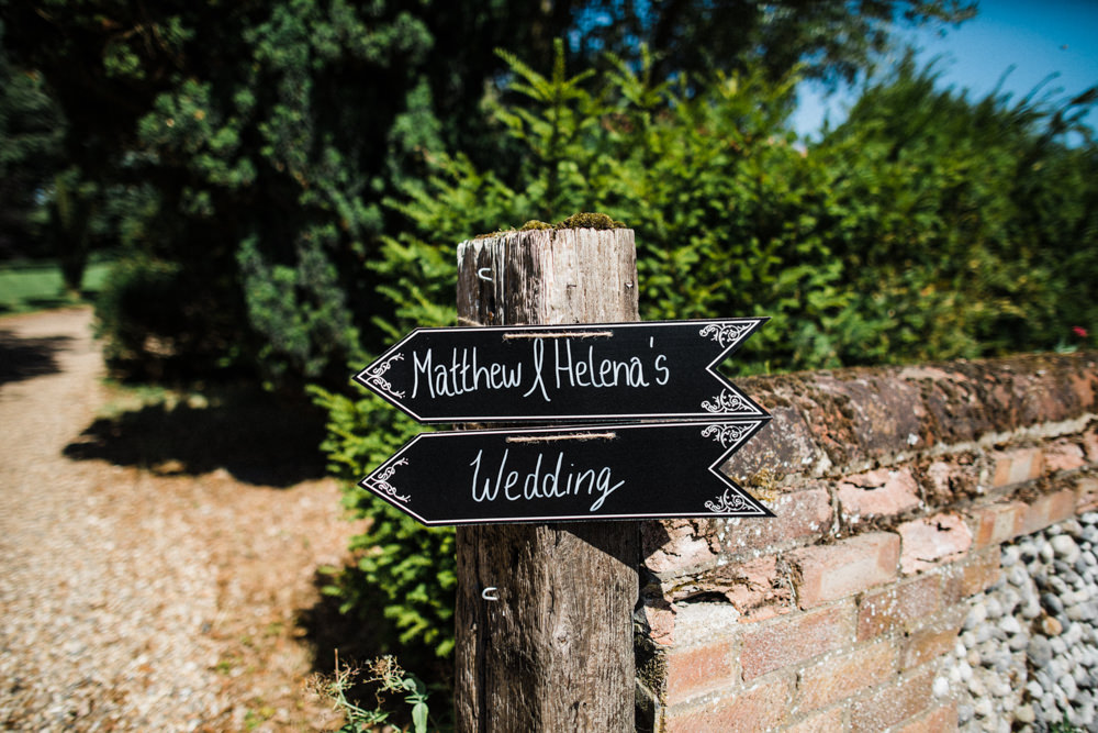 Chaucer Barn Wedding Through The Woods We Ran