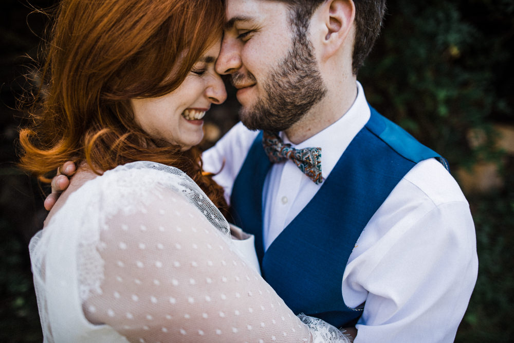 Chaucer Barn Wedding Through The Woods We Ran