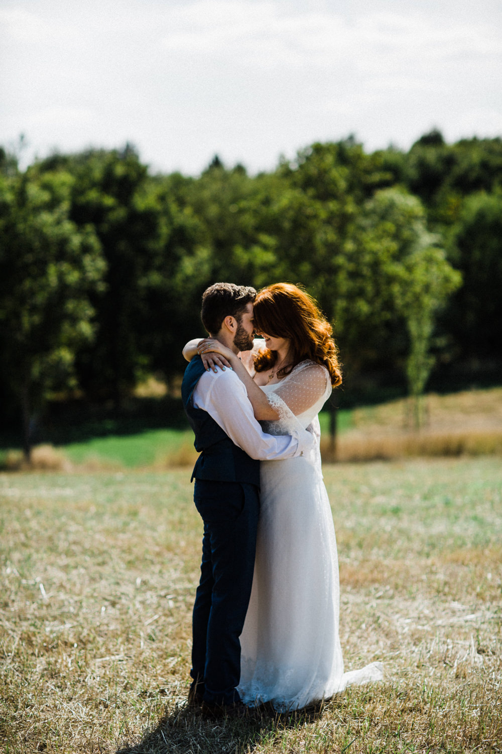 Chaucer Barn Wedding Through The Woods We Ran