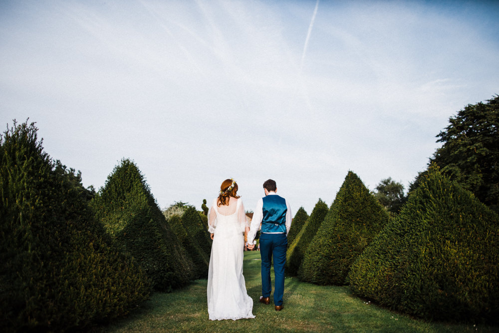 Chaucer Barn Wedding Through The Woods We Ran