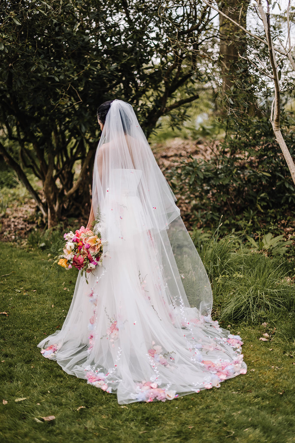 Bride Bridal Dress Gown Veil Embroidered Flowers Strapless Coral Floral Wedding Ideas Birgitta Zoutman Photography