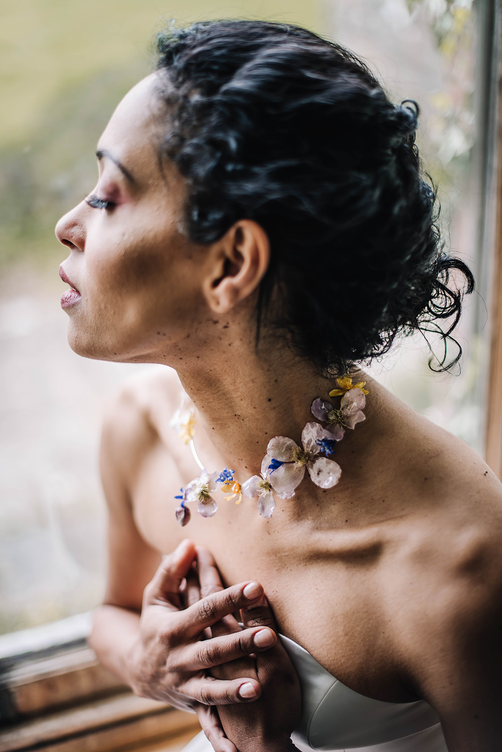 Flower Necklace Bride Bridal Accessory Jewellery Coral Floral Wedding Ideas Birgitta Zoutman Photography